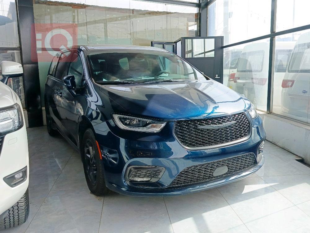 Chrysler Pacifica